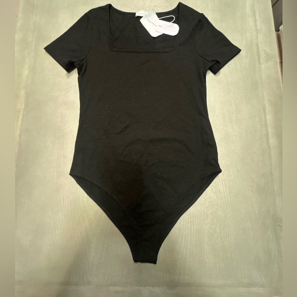 NWT‎ MANGOPOP Women's Square Neck Bodysuit Short Sleeve - Picture 7 of 9